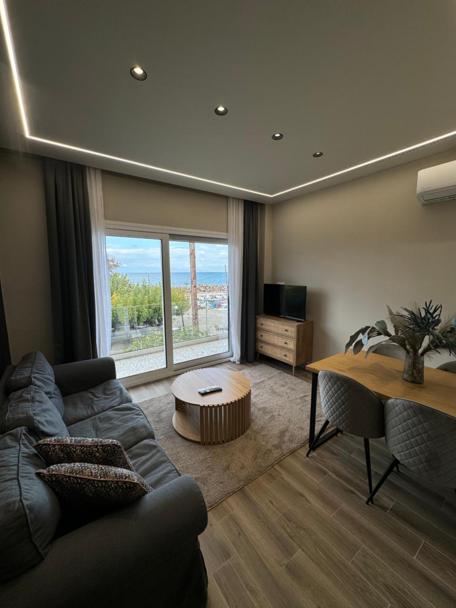 Artemis Apartments Diakopto Buitenkant foto