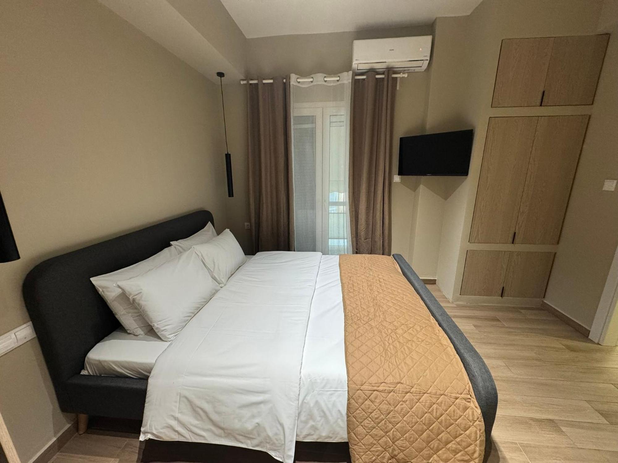 Artemis Apartments Diakopto Buitenkant foto